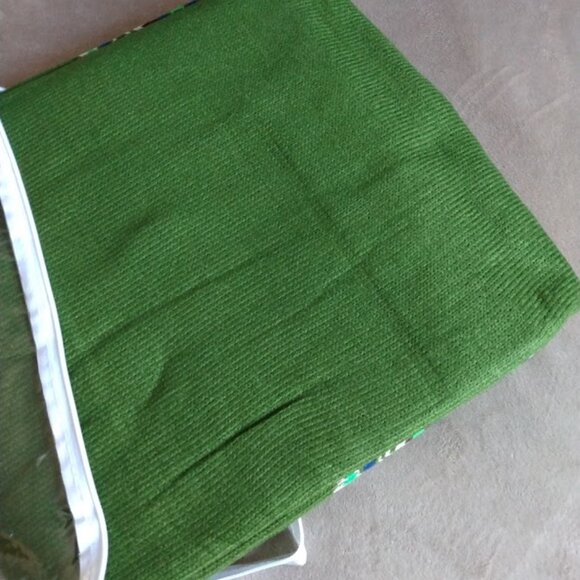 NWT Liz Claiborne NY~Green & Blue Fair Isle Decorative Throw Blanket 50 x 70 - Picture 6 of 7